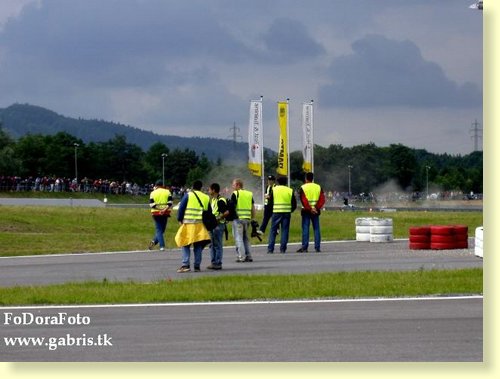 2004_eb4_osztrak_helyszin008.jpg