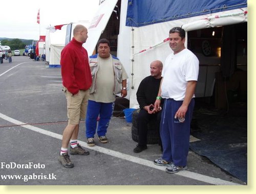 2004_eb4_osztrak_team014.jpg