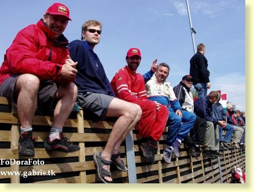 2004_eb4_osztrak_team019.jpg