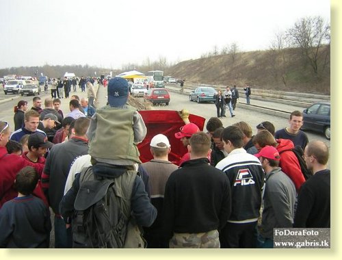 emberek_raba7.jpg